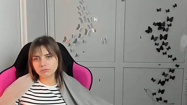 SoftBloomMira Live XXX Chat