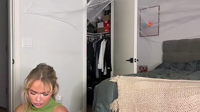 ElenaErickson Chat XXX live