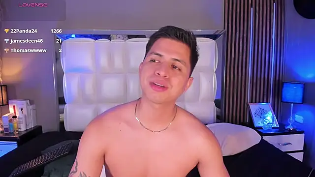 Niicky1_ – Naživo XXX chat