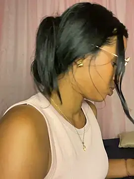 Chat +18 de FlorSalvaje_ ao vivo