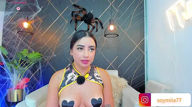 Miia77_ Chat XXX in diretta