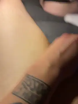 DaddysEmoBunny live XXX chat