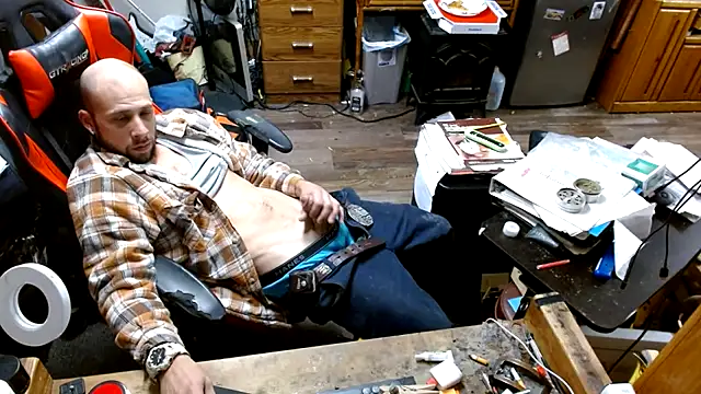 tongueispowerr6d9n Live XXX chat
