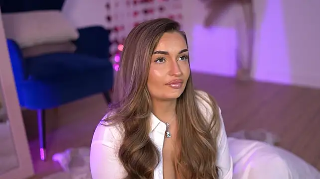 MillaSerene_'s Live XXX Chat