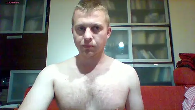 Chat XXX en directo de Matttthees