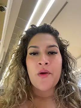 Sara_smiiith211's Live XXX Chat
