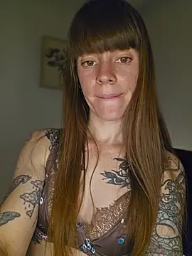 Živý XXX chat EmilieEdelana