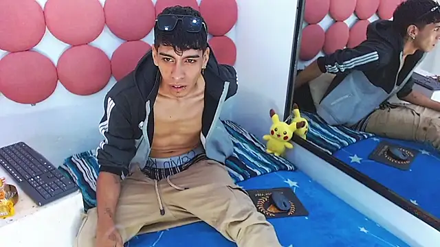 Drake_Jack Live XXX Chat