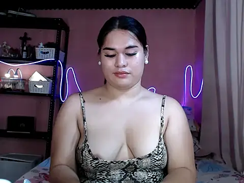 imTHICK_Rebbecca 라이브 XXX 채팅