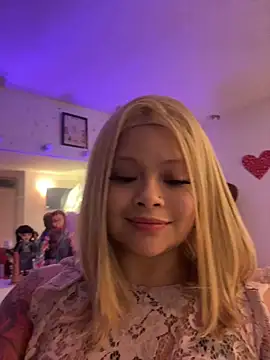 barbiee_doll1: онлайн-секс-чат