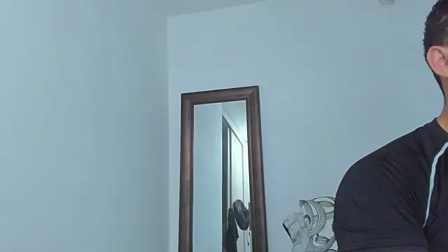 KingLevi01 live XXX chat