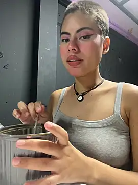 Eva_Feller69のライブXXXチャット
