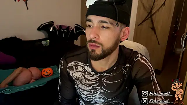 XXX chat uživo modela Emanuell__