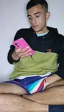 Thick_Cock 现场XXX聊天