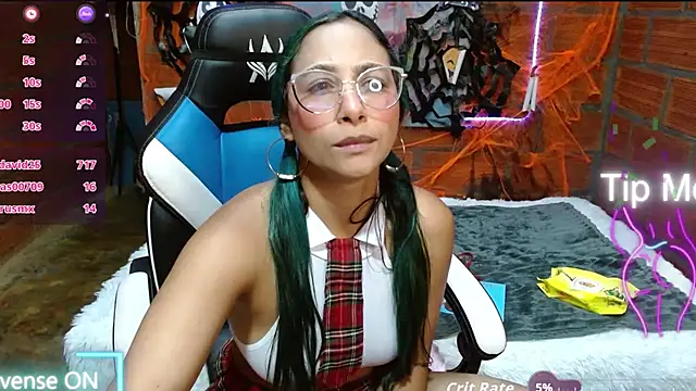 CataLopezzz's Live XXX Chat