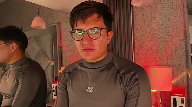 แชท XXX สดของ Hassbyd