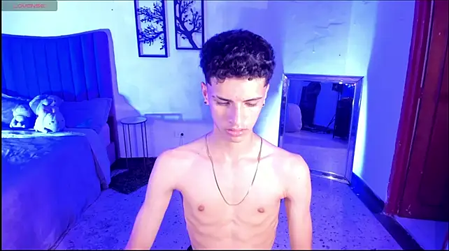 JuniorPrinceMorris' Live XXX Chat
