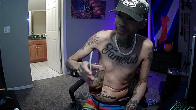 Živý XXX chat Michigan9000