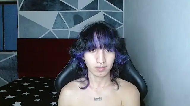 littlextreme Adlı Modelin Canlı XXX Sohbeti