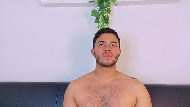 دردشة TylerWest_ الجنسية المباشرة