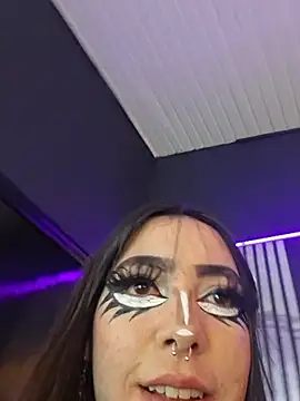 Онлайн чат XXX HonneyDemoni