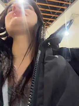 Chat XXX ao vivo de MiraReach
