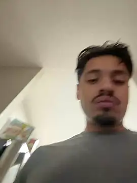 mrredcorn XXX чат на живо