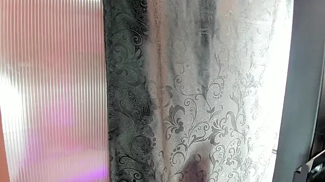LindaRiversのライブXXXチャット