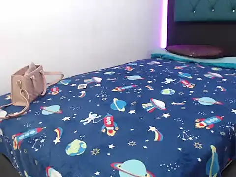 zulyythh Chat XXX live