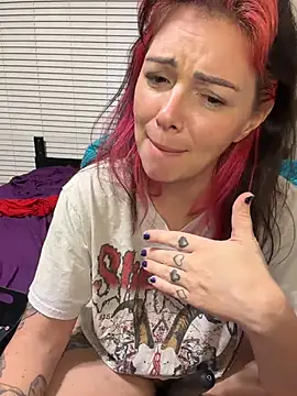 MarlaFknSinger Live XXX-Chat