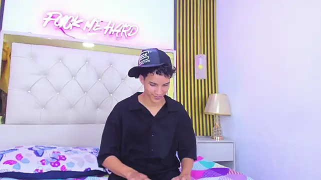 Онлайн чат XXX JustinSecret