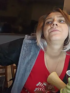 ScarletsWeb live XXX chat