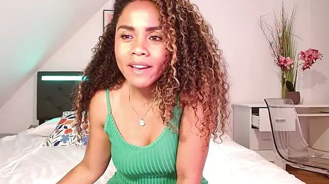 Chatroom XXX en direct de Valentina-Ferrer