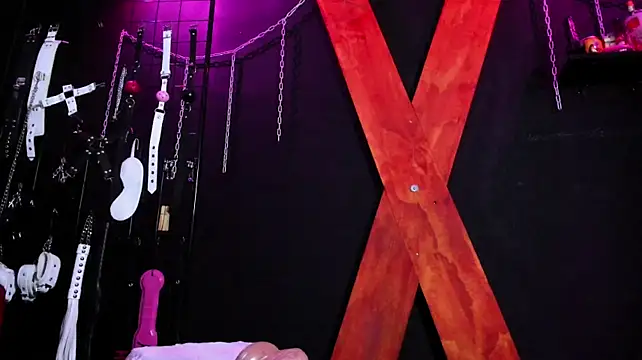 צ'אט XXX בשידור חי של lilith_slave