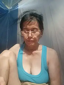 Full_open123 Adlı Modelin Canlı XXX Sohbeti