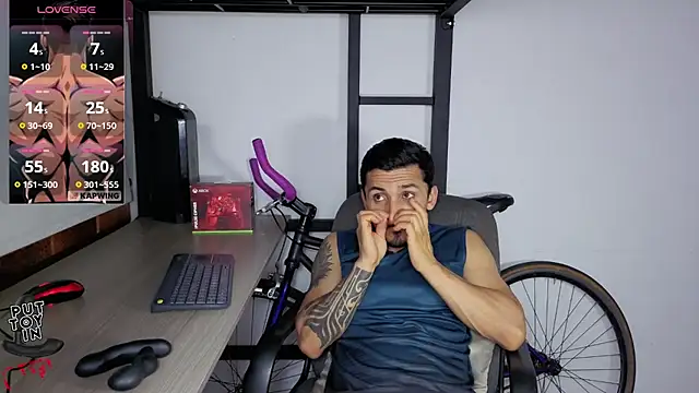 Chat XXX en directo de Marck_Muscle