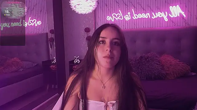 Madyy_star Chat XXX in diretta