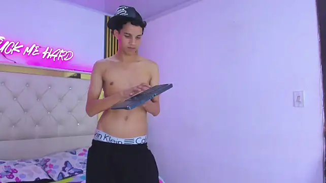 JustinSecret Live XXX-Chat