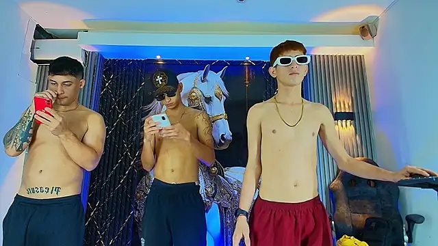 The_Boy_King_ Live XXX-chat