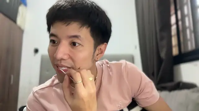 Addictiveboi Pertunjukan Webcam