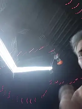 Chat +18 de cielo420 ao vivo