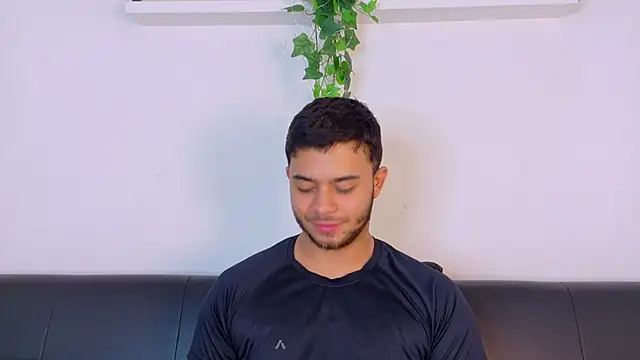 TylerWest_ Live XXX Chat