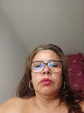 DulceAnahi_ Chat XXX in diretta