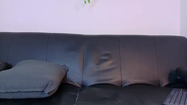 TylerWest_ – Naživo XXX chat
