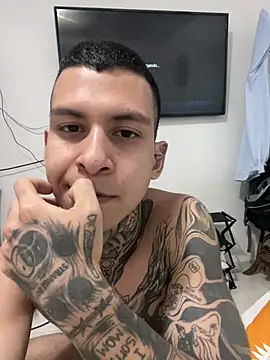 Chat XXX en directo de Andrew_san