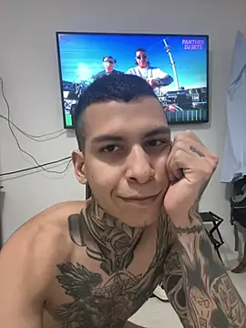 Chat XXX ao vivo de Andrew_san