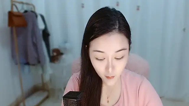 Amy-cnbaby live XXX chat