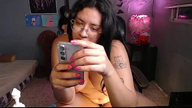 Danelyhit Live XXX Chat