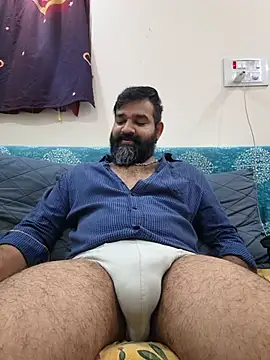 XXX chat uživo modela Fun_Guuy