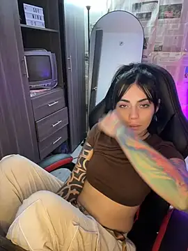 i_am_nina_ Chat XXX in diretta